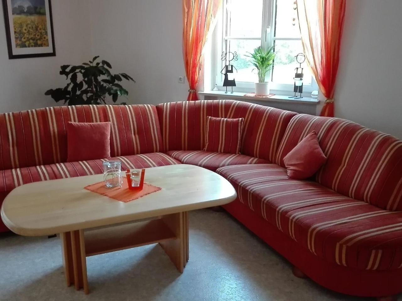 Beautiful Apartment In Morscheid Riedenburg モールバッハ エクステリア 写真